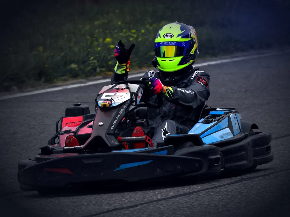 Djayden Klatt in de kart
