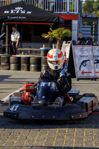 2 uurs endurance race op kartcircuit De Landsard in Eindhoven