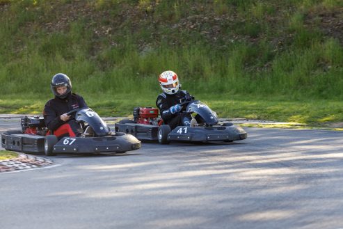 2 uurs endurance race op kartcircuit De Landsard in Eindhoven