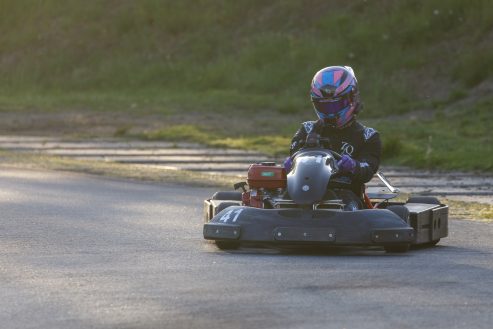 2 uurs endurance race op kartcircuit De Landsard in Eindhoven