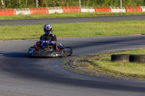 2 uurs endurance race op kartcircuit De Landsard in Eindhoven