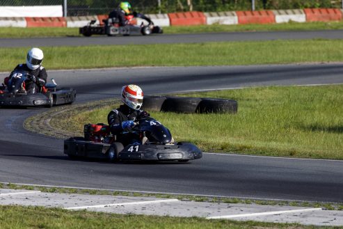 2 uurs endurance race op kartcircuit De Landsard in Eindhoven