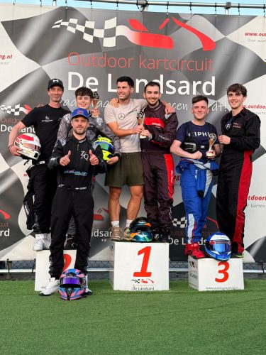 2 uurs endurance race op kartcircuit De Landsard in Eindhoven